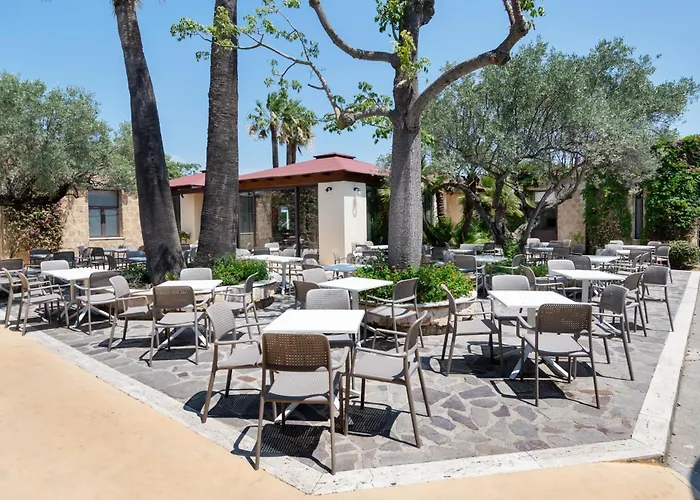 Voi Floriana Resort